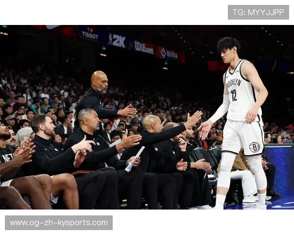 CBA曾凡博三分手感训练再稳定——明星升华的背后故事